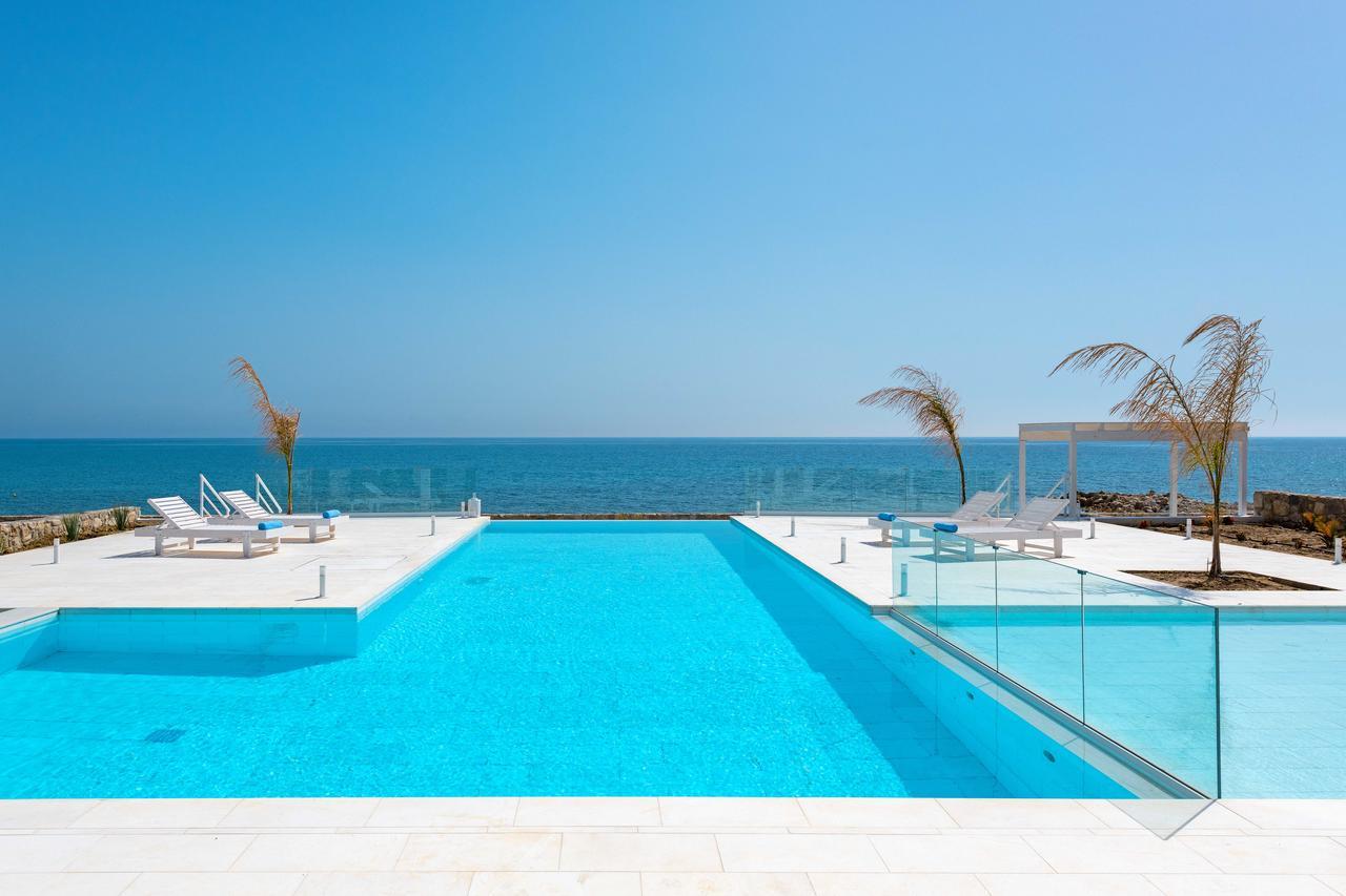 Maria & Nada Beachfront Villas Kolýmbia Eksteriør bilde