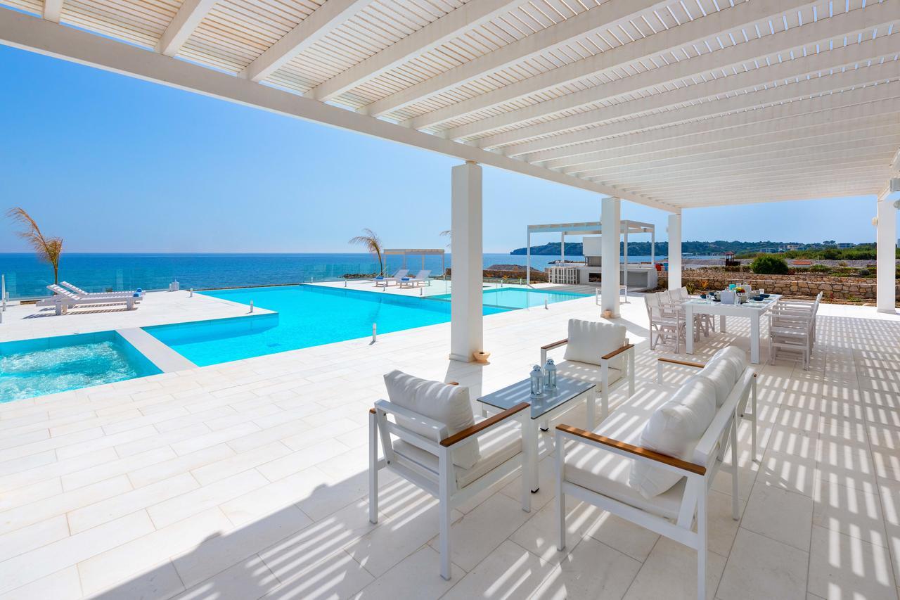 Maria & Nada Beachfront Villas Kolýmbia Eksteriør bilde